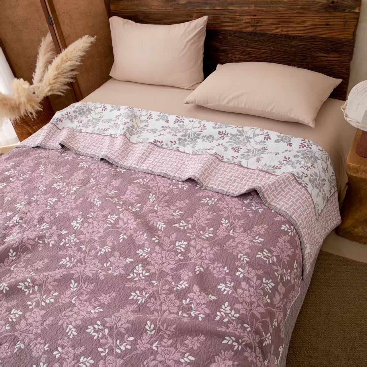 Country Floral Lightweight Cotton Bedspread Quilt