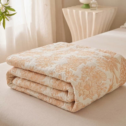 Minimal Bloom Cotton Coverlet Quilt