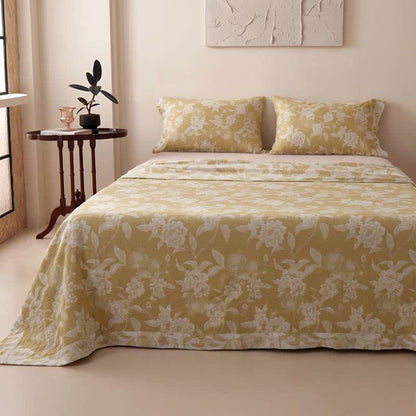 Vinatge Floral Muslin Coverlet Bedspread
