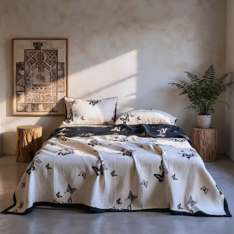 Monochrome Butterfly Cotton Gauze Quilts