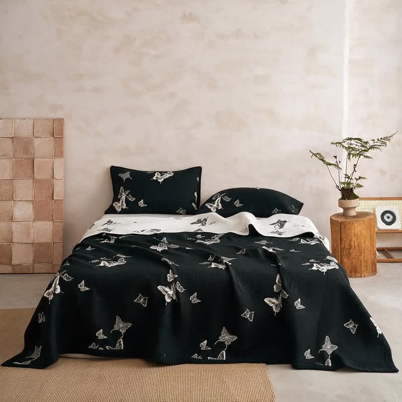 Monochrome Butterfly Cotton Gauze Quilts