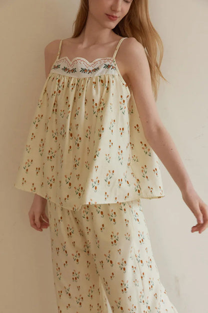 Soft Tulip Embroidered Double Gauze Pajama