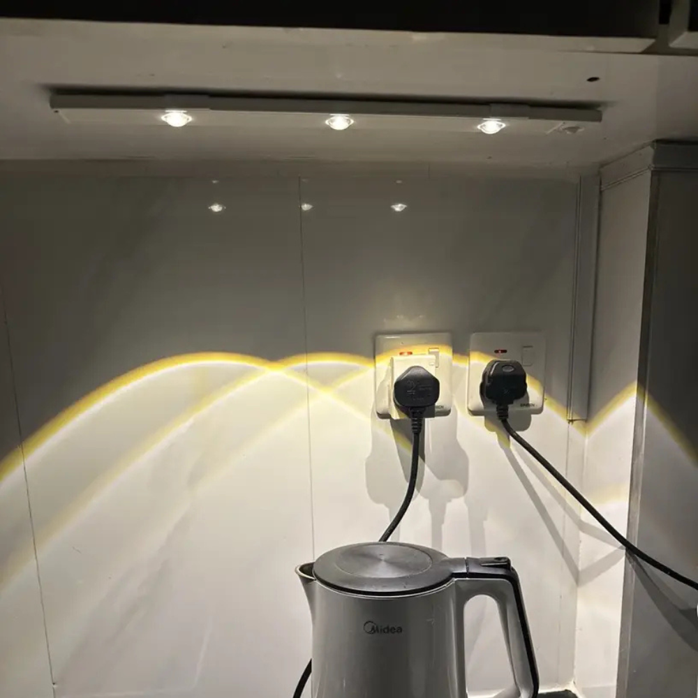 Bande lumineuse à détecteur de mouvement