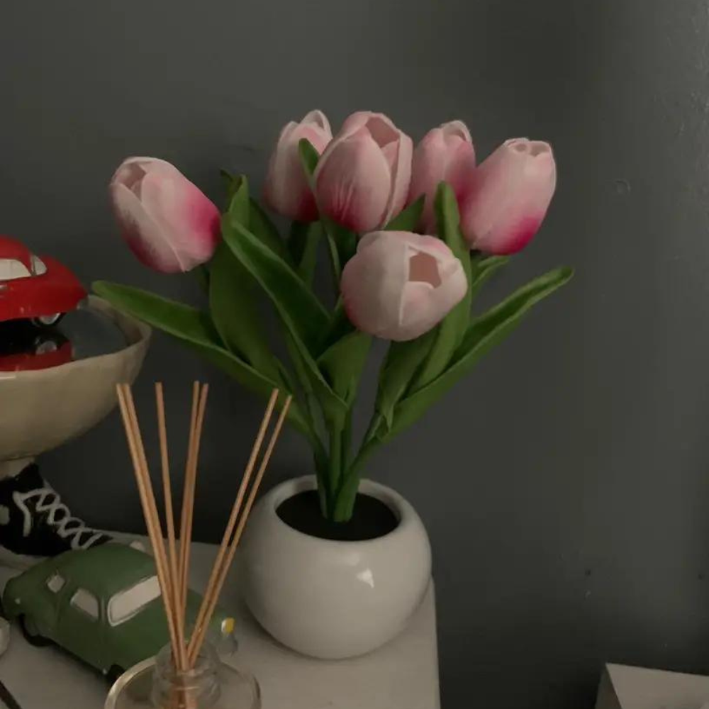 Twilight Tulip Lamp