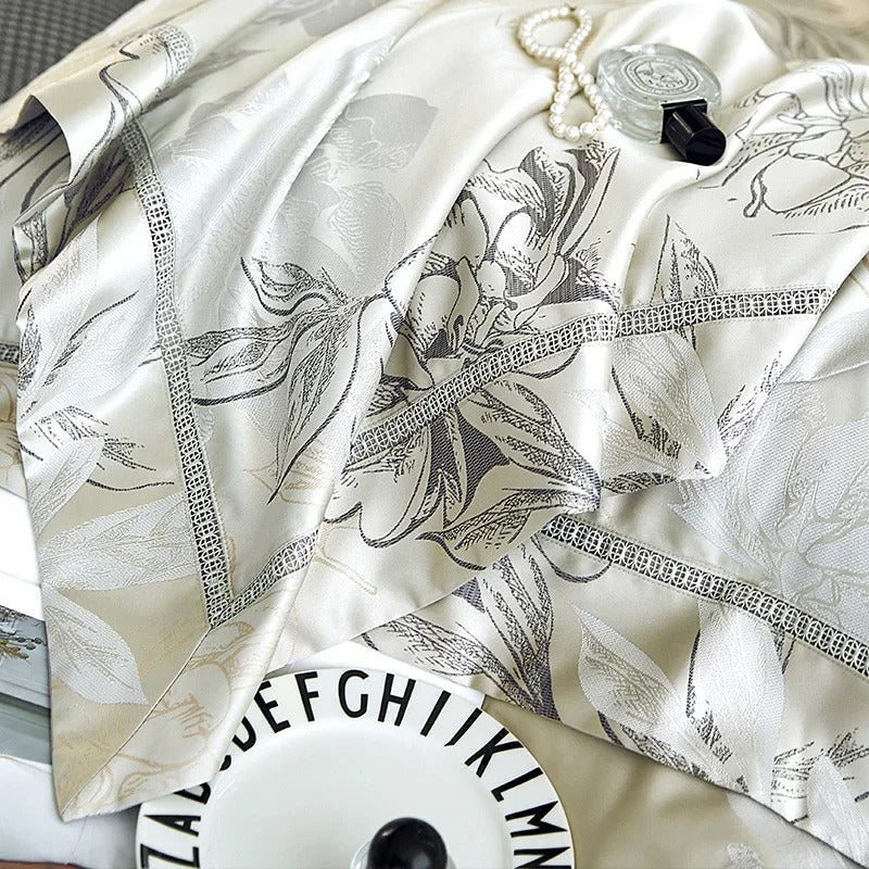 Alma Luxury Vintage Floral Jacquard Bedding Set