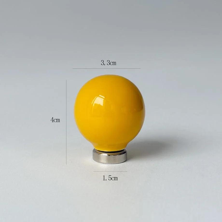 Smooth Ball-Shaped Magnetic Hooks