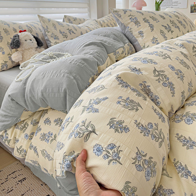 Pastel Blue Flowers Print Bedding Set