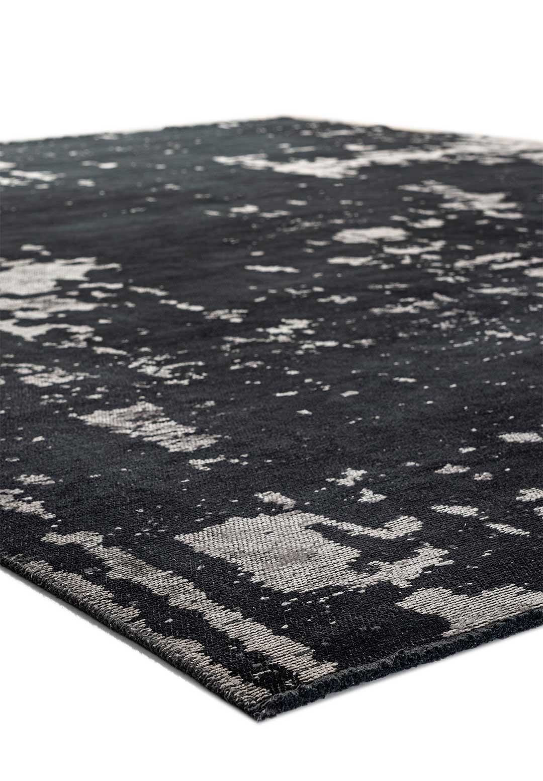 Verona Light Grey - Matte Black Rug