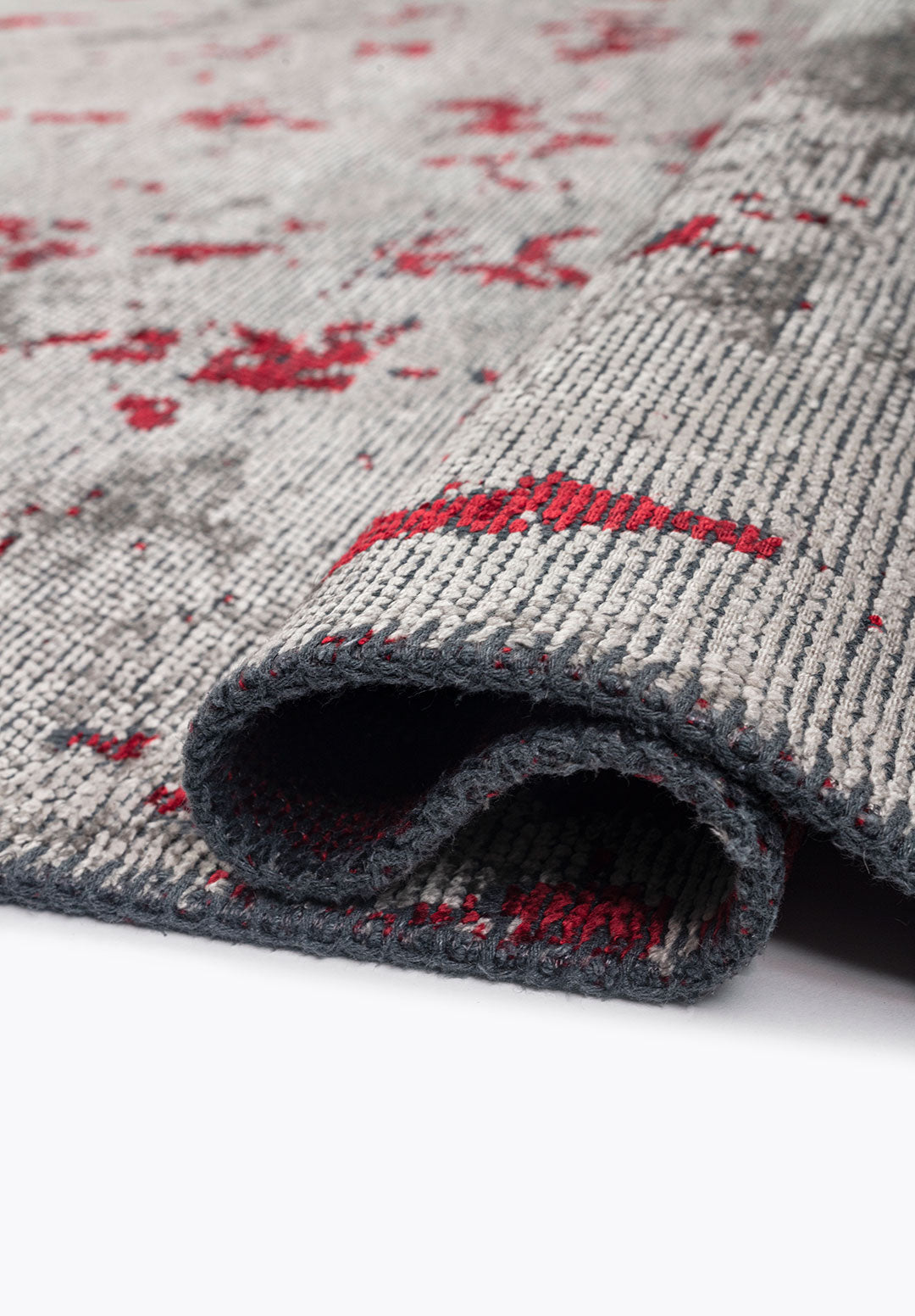 Verona Red - Cream Rug