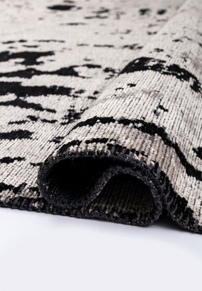 Verona Matte Black - Light Grey Rug