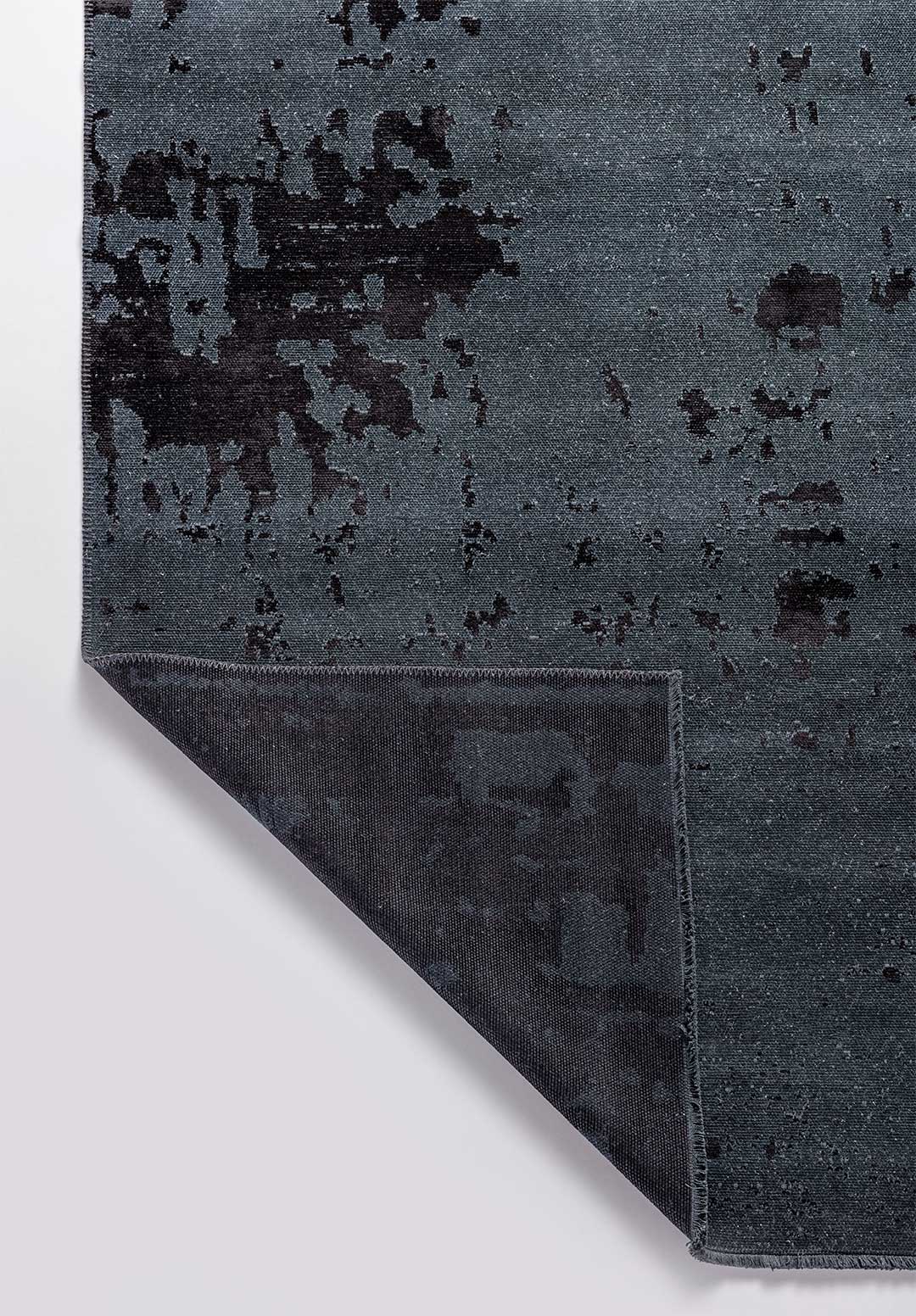 Verona Black - Matte Black Rug