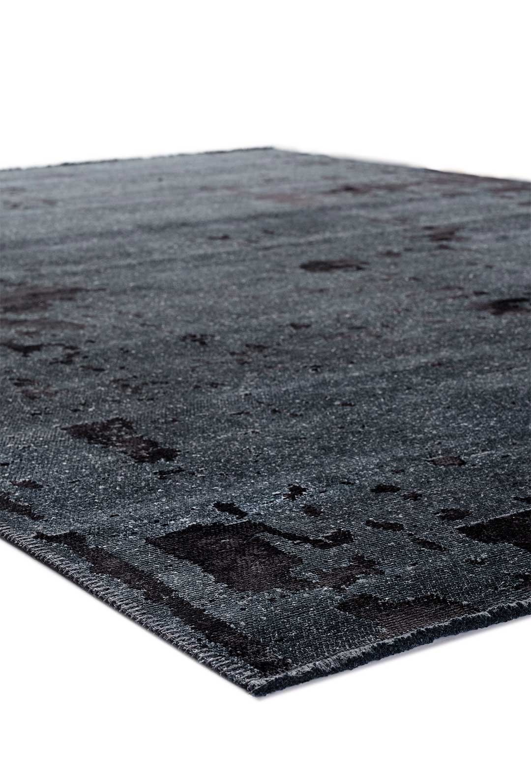 Verona Black - Matte Black Rug