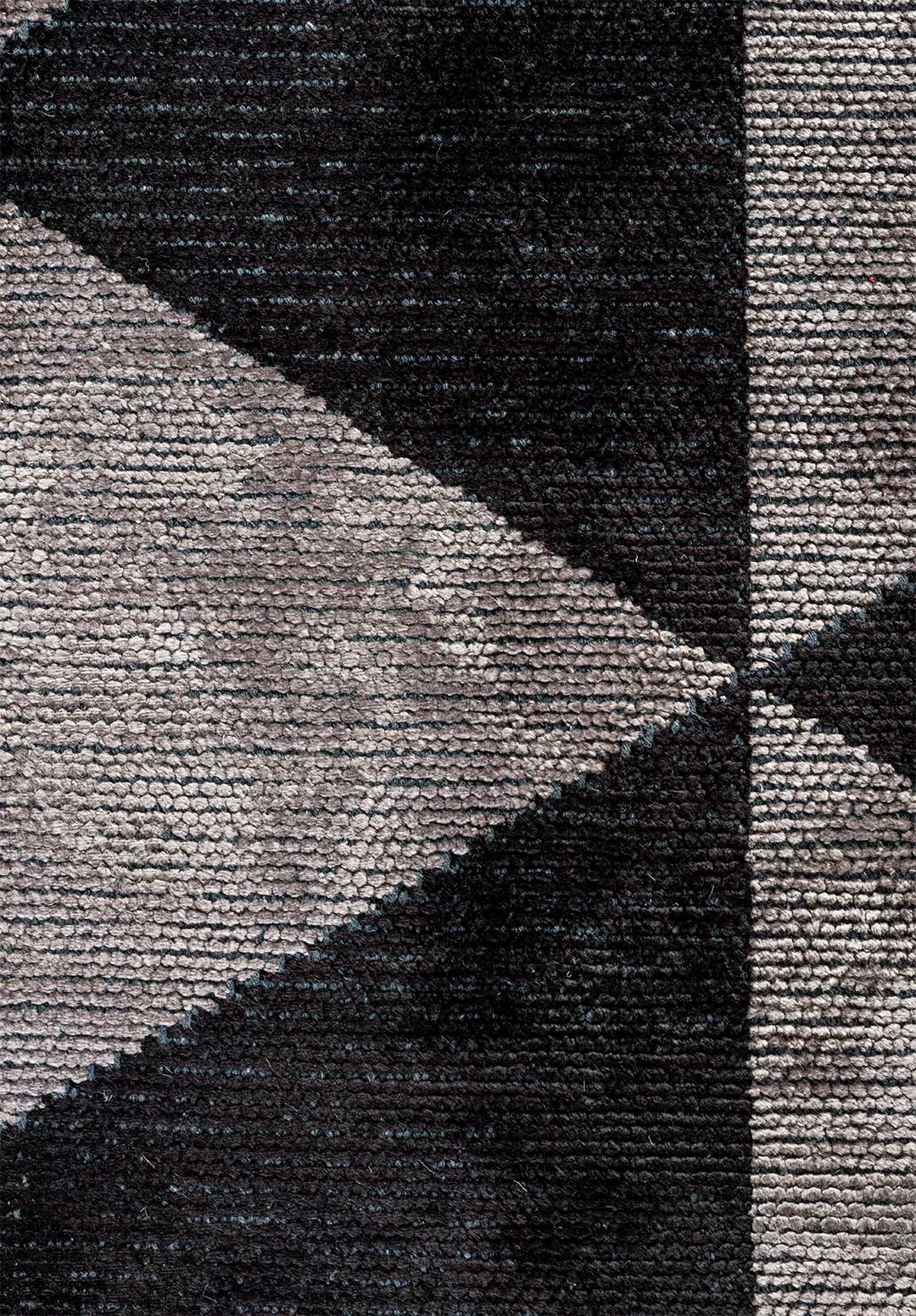 Ferrara Black - Light Grey Rug