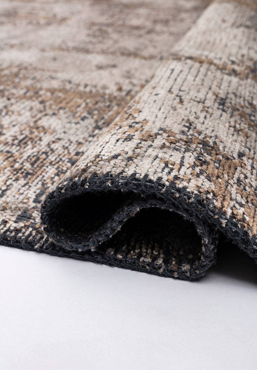 Lucca Mink - Beige Rug