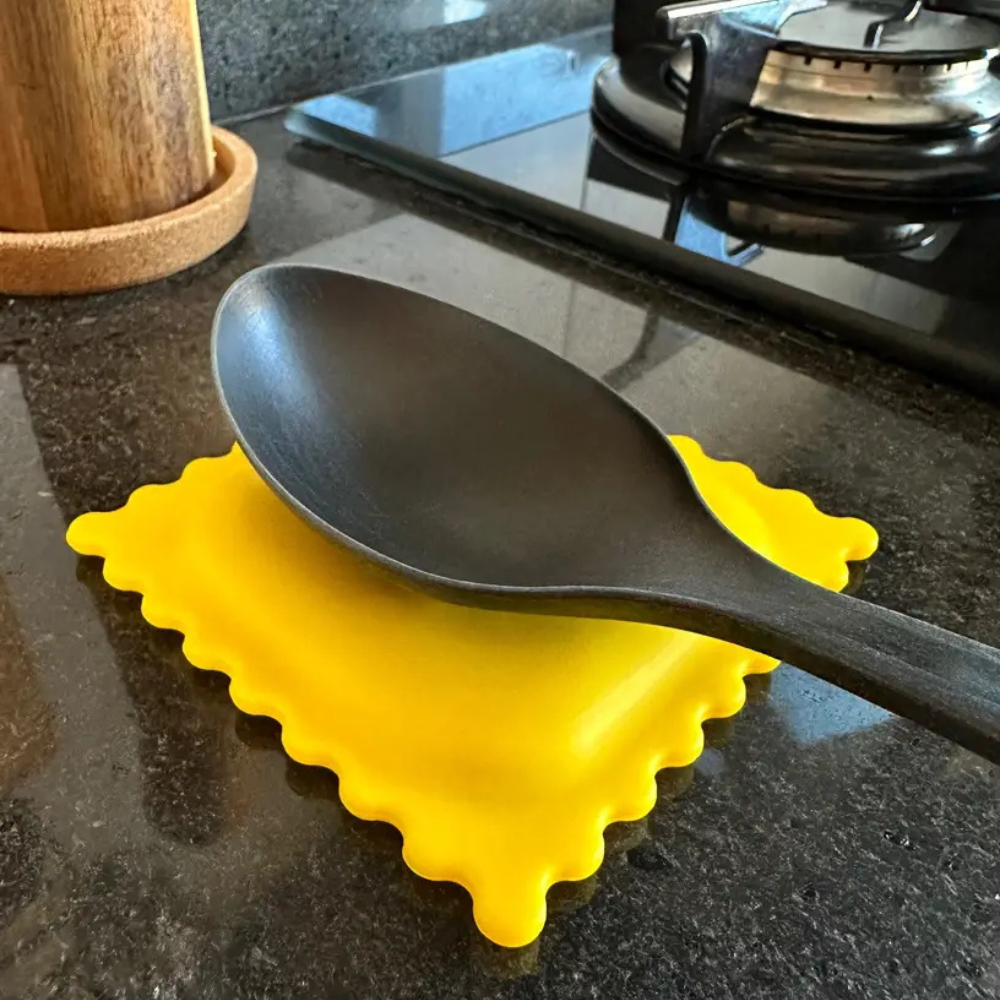 Ravioli Spoon Rest (BLACKLIST)