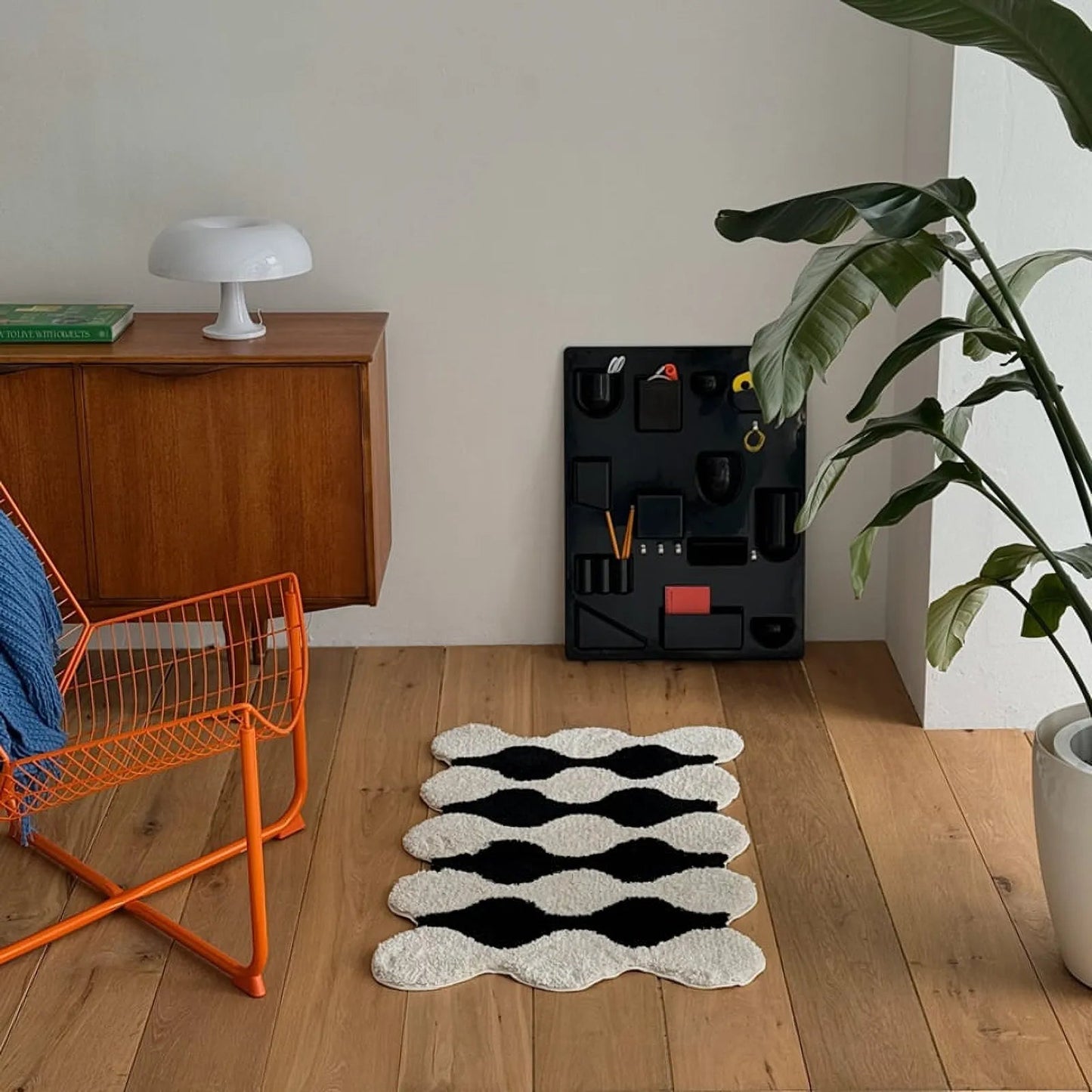 Plush Wavy Striped Shaggy Accent Rug