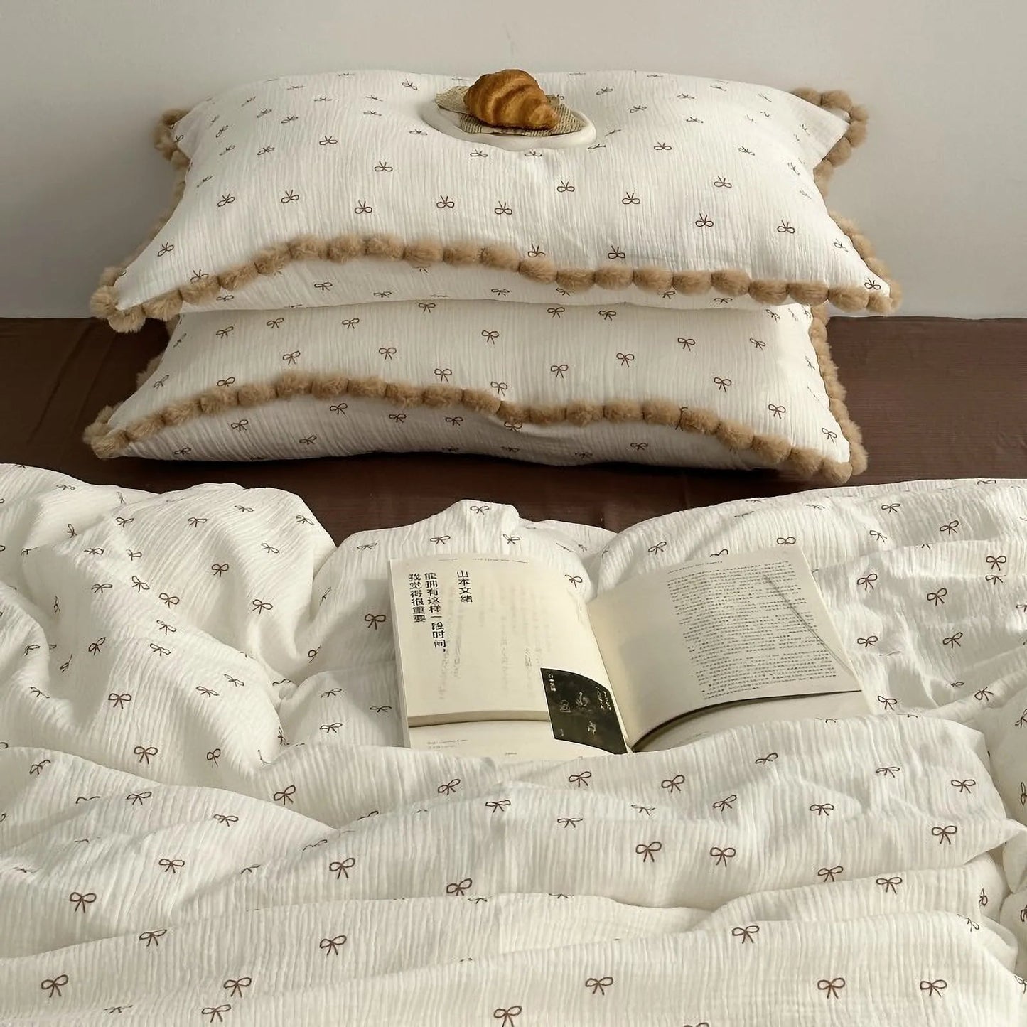 Pom Pom Trim Bow Print Washed Cotton Bedding Set