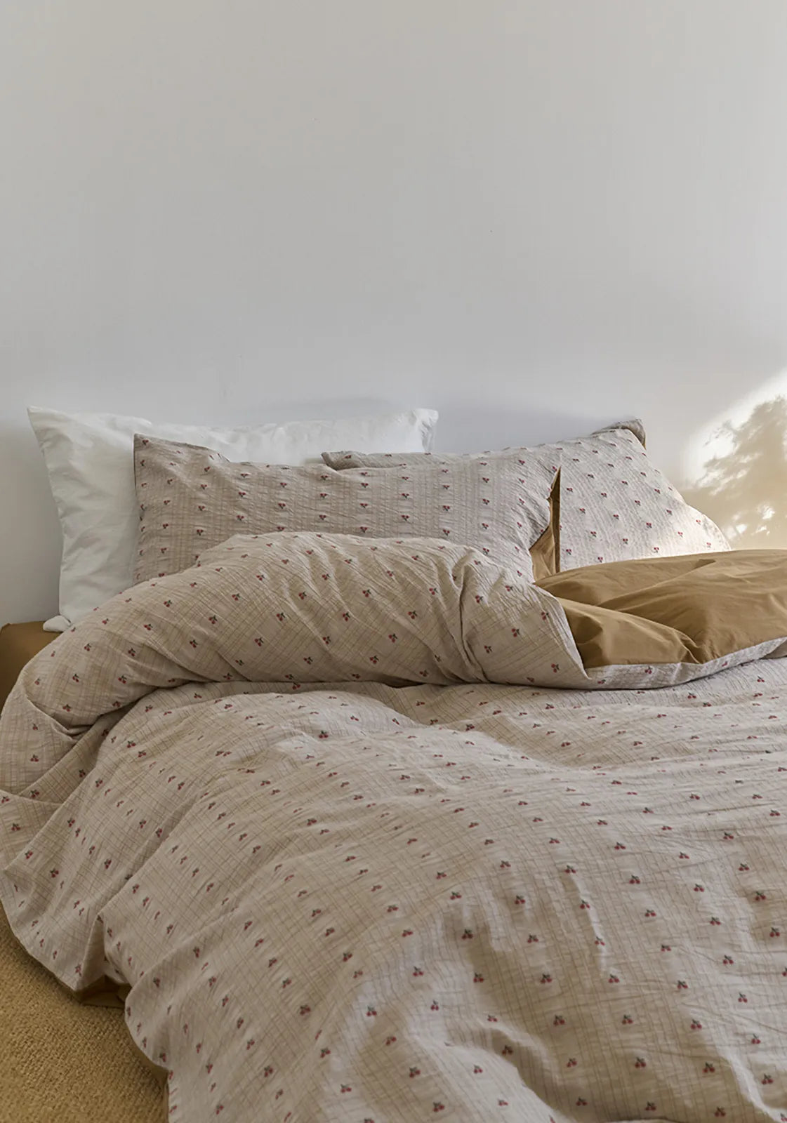 Textured Ditsy Cherry Washed Cotton Bedding Set