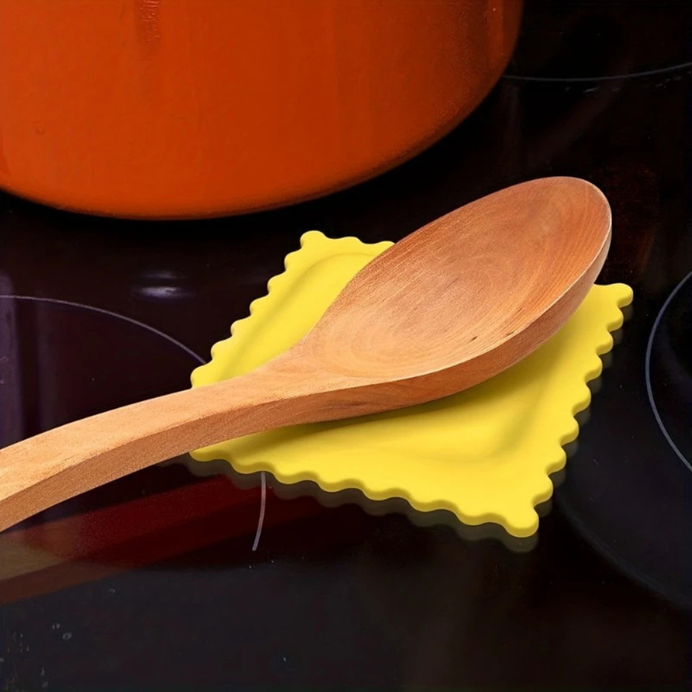 Ravioli Spoon Rest (BLACKLIST)