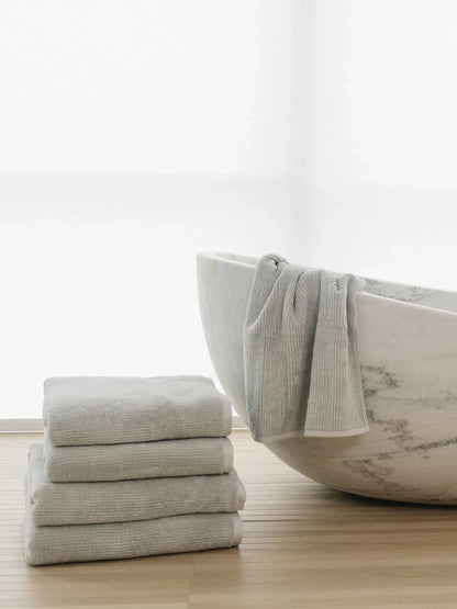 Ensemble de serviettes de bain en tissu éponge côtelé