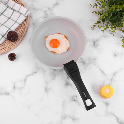 Ensemble de poêles à poignées amovibles