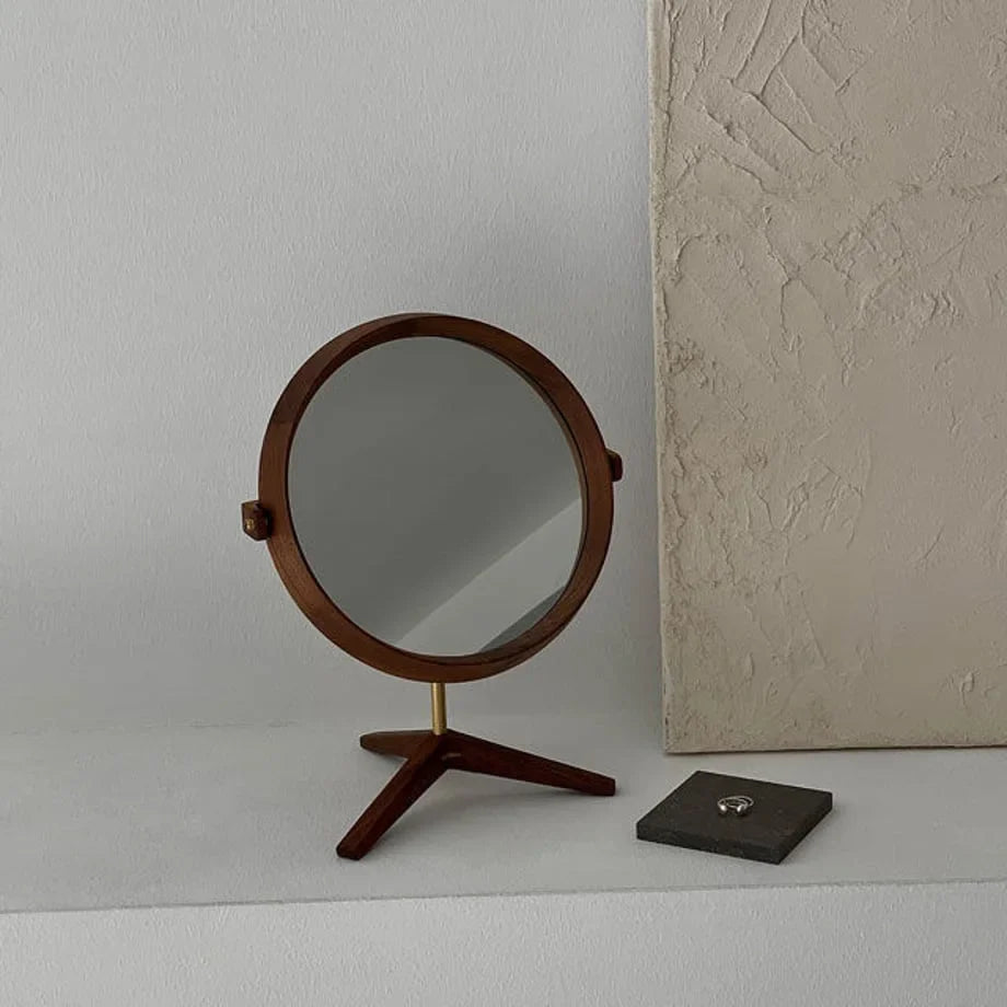 Natural Grain Round Walnut Wood Desktop Mirror