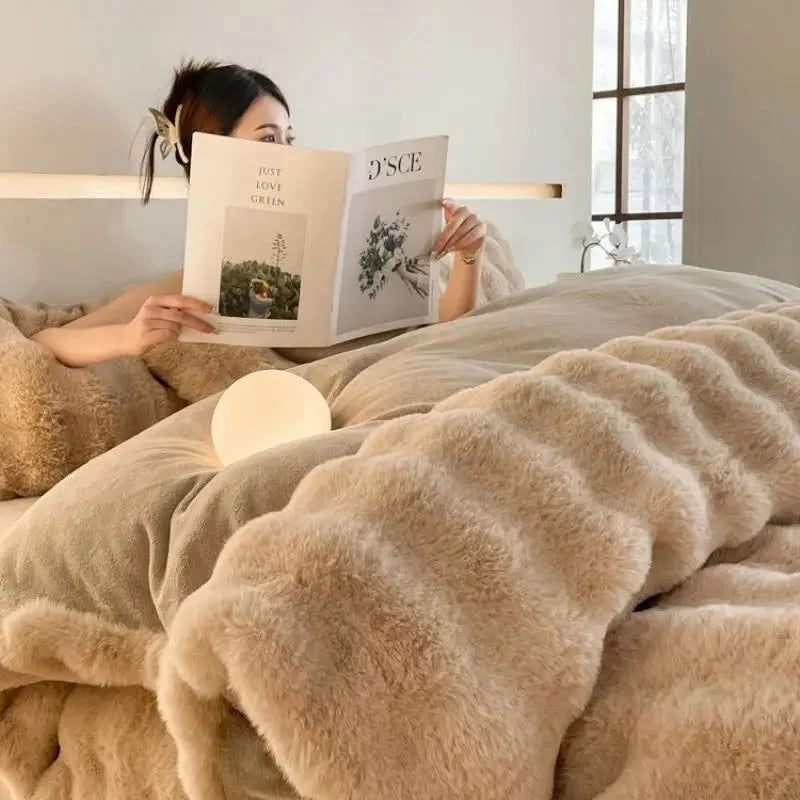 Plush Ruched Flannel Fleece Bedding Set