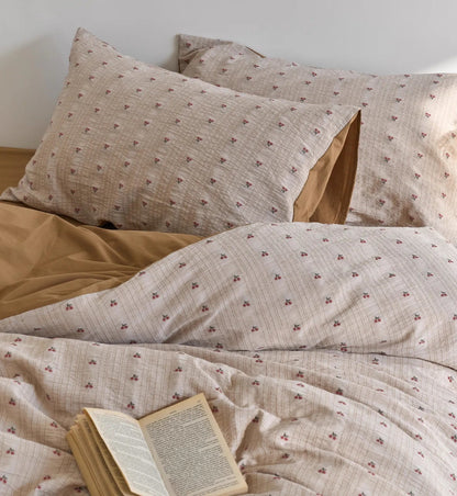 Textured Ditsy Cherry Washed Cotton Bedding Set