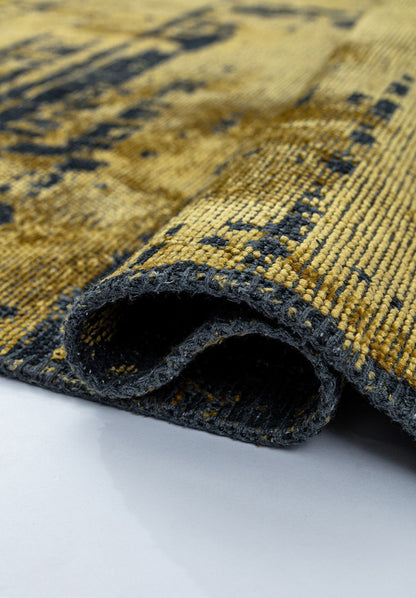 Space Yellow - Matte Black Rug