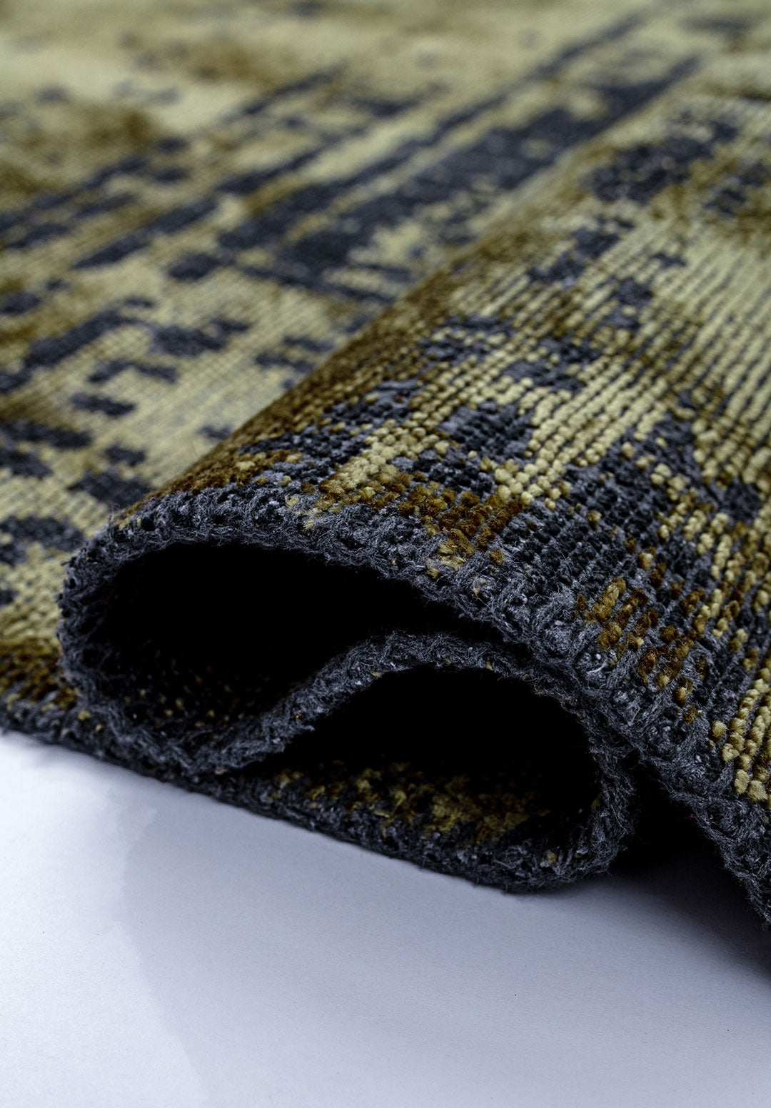 Space Green - Matte Black Rug