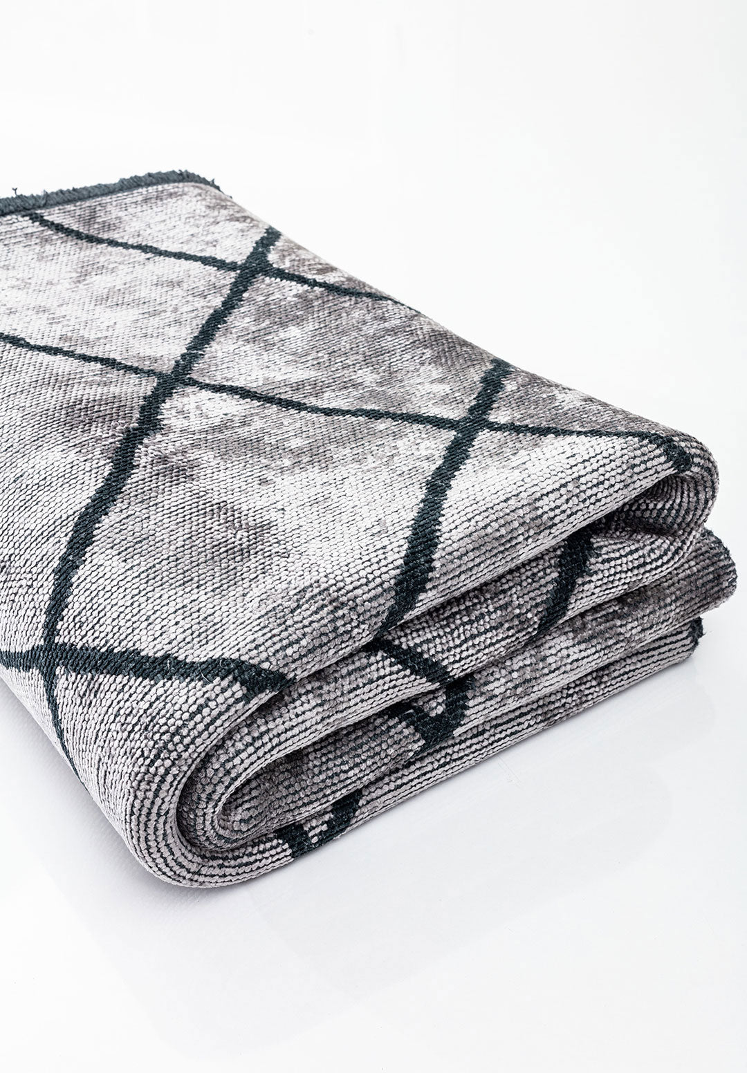 Moroccan Matte Black - Light Grey Rug