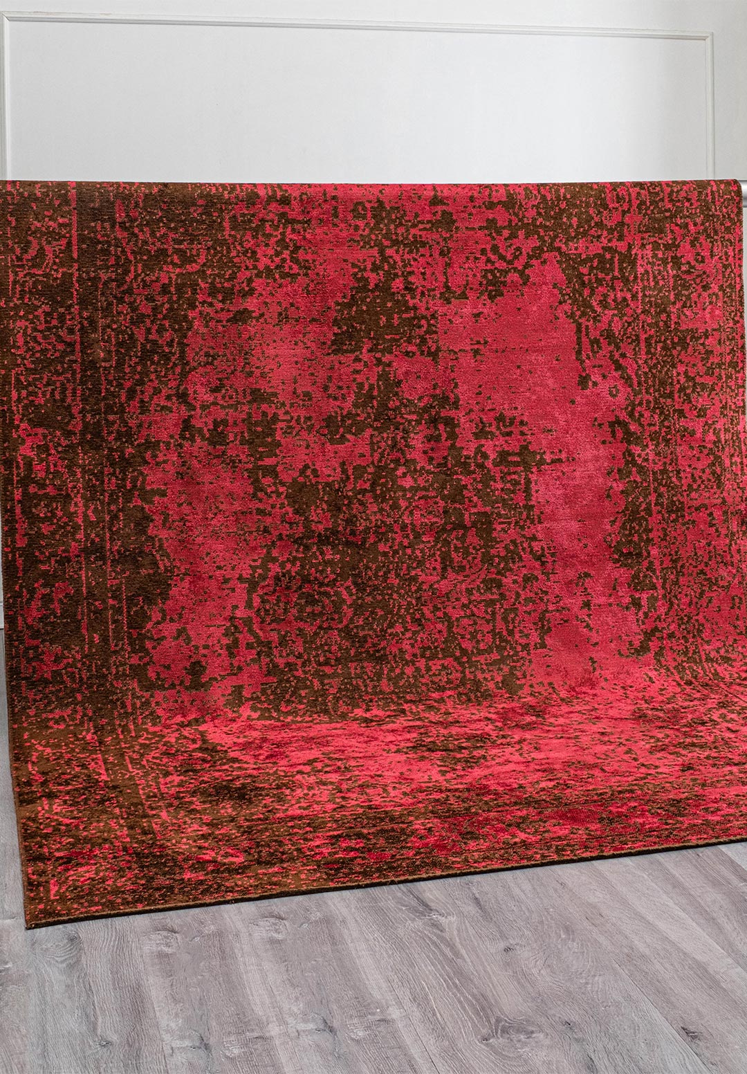 Medallion Dark Brown - Magenta Rug