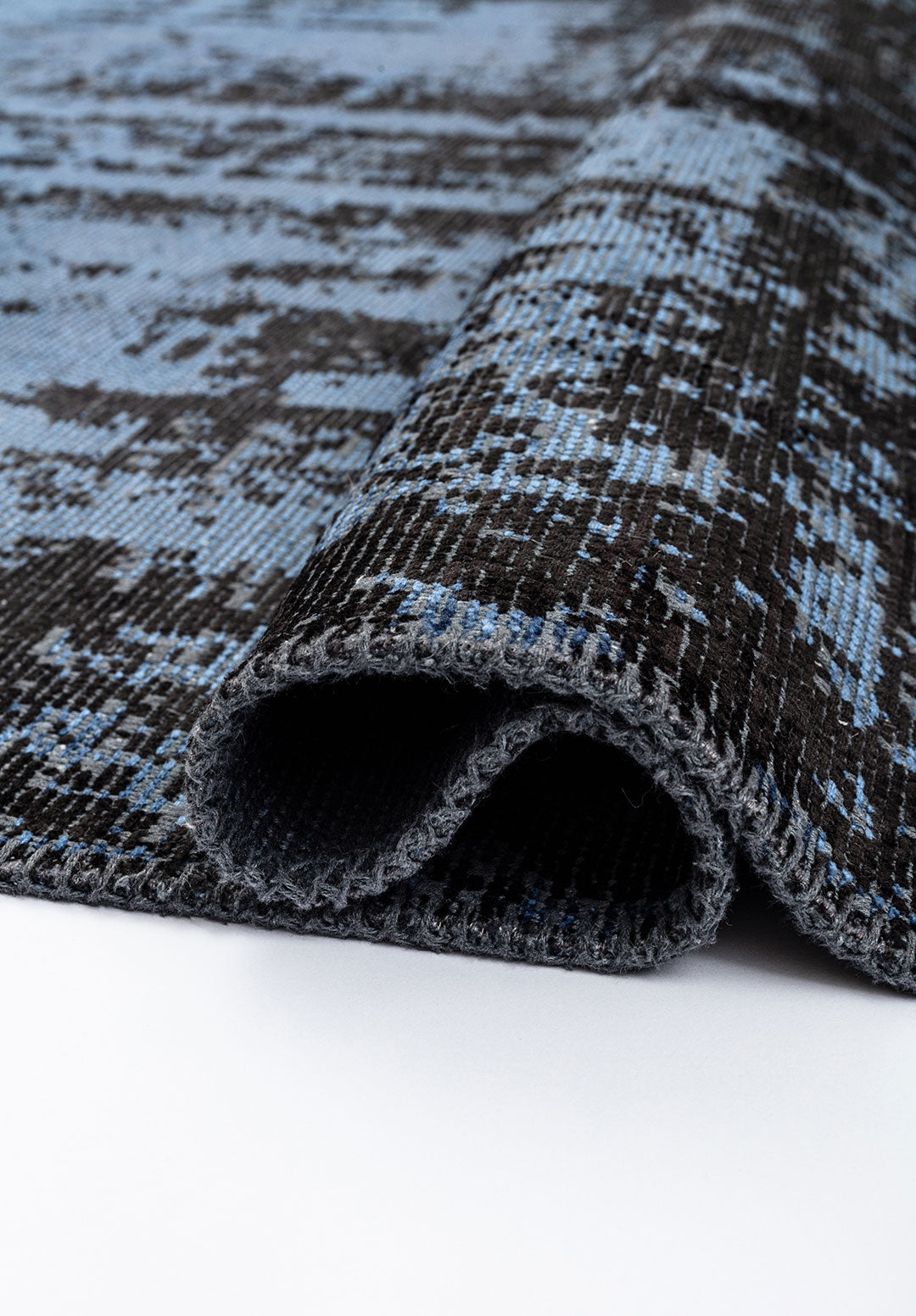 Horizon Black - Navy Blue Rug
