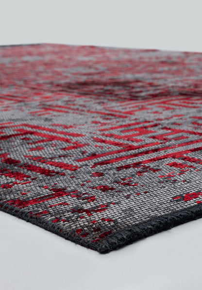 Labyrinth Grey - Red Rug