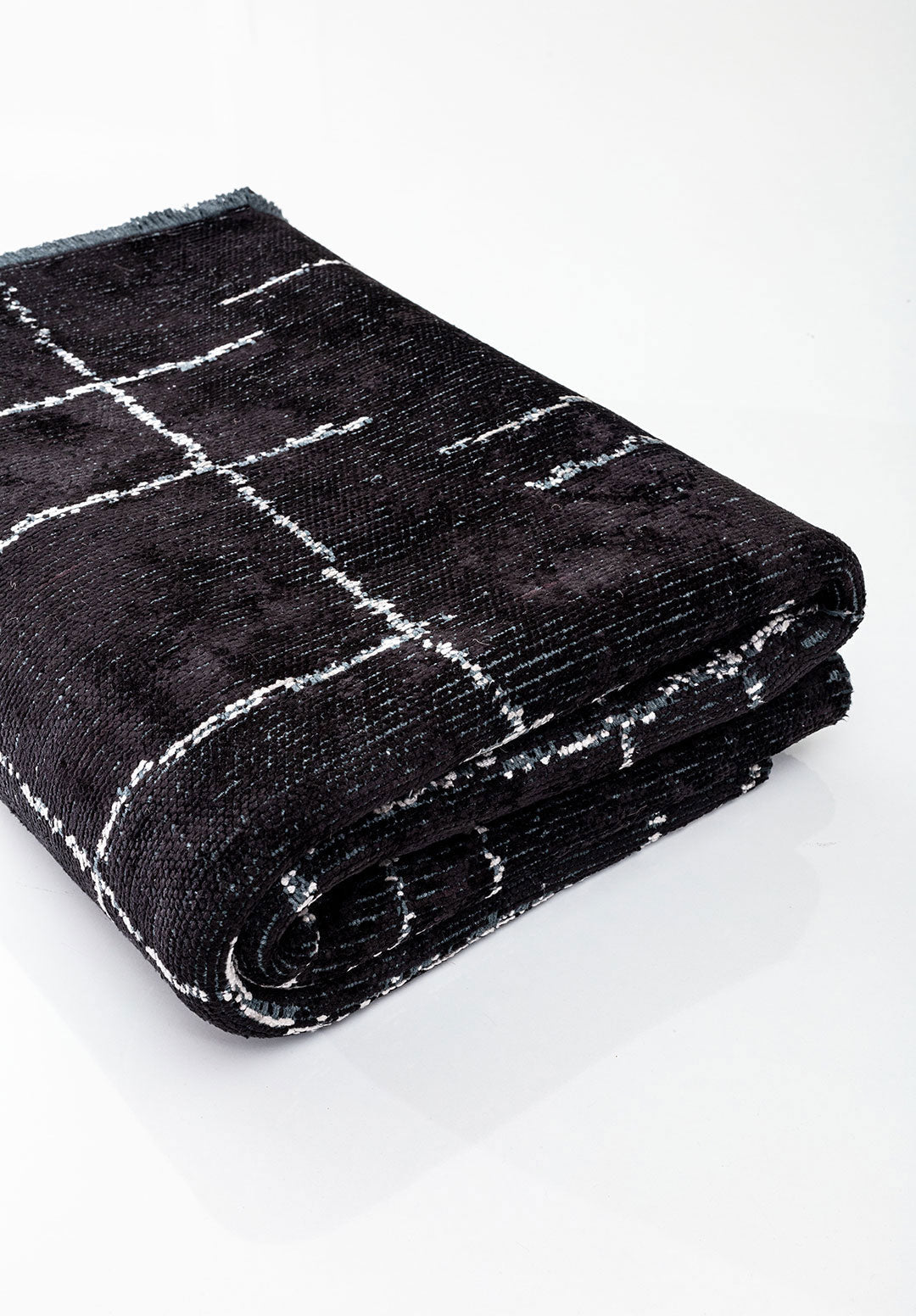 Dent Black - Light Cream Rug