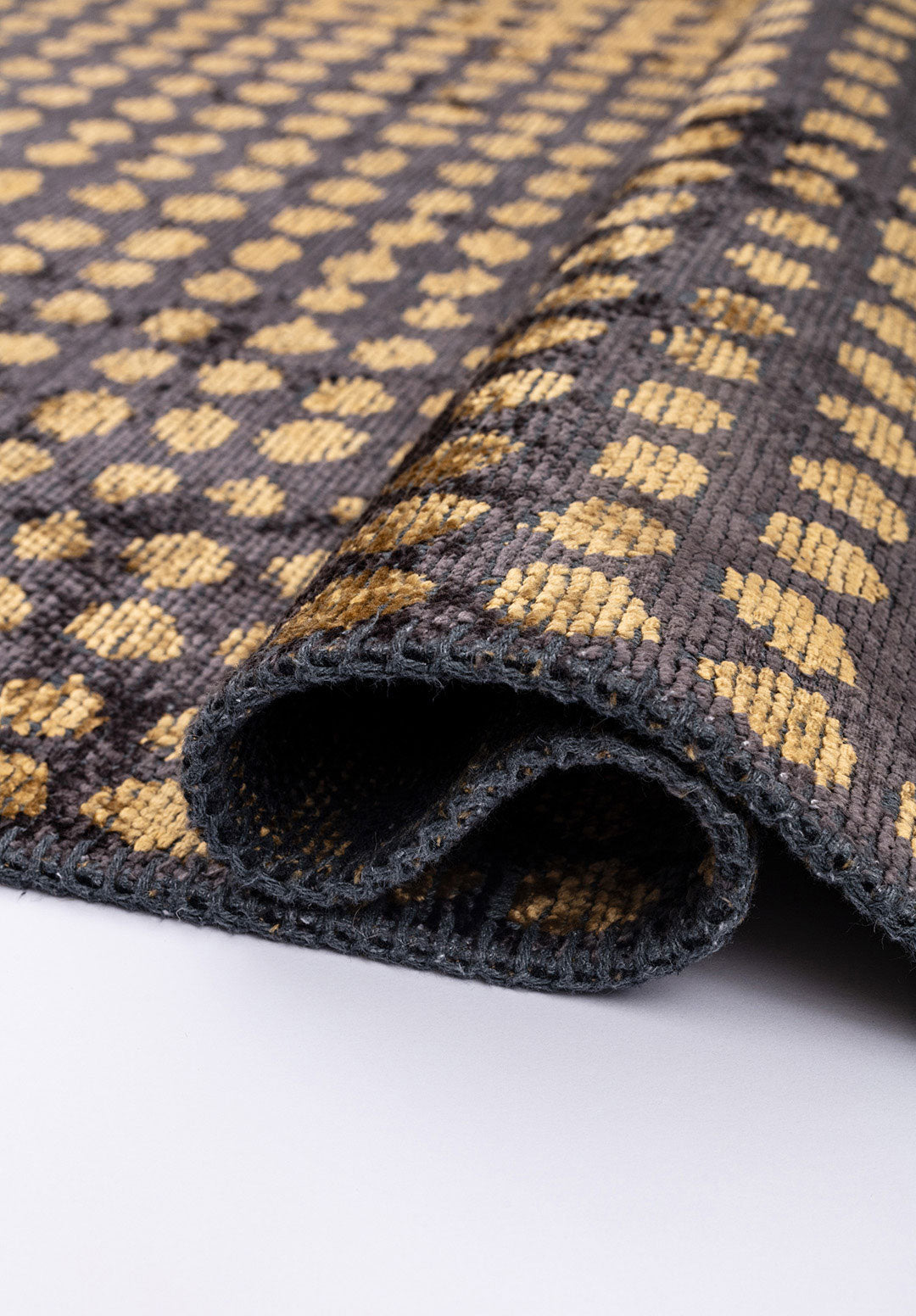 Dots Charcoal - Gold Rug