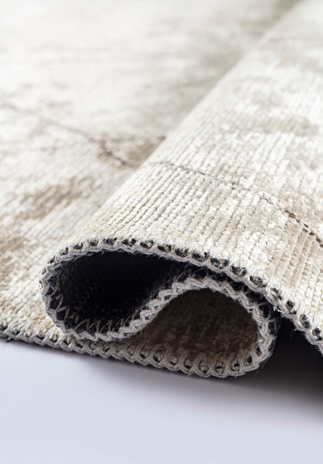 Bohemian Dark Grey - White Rug