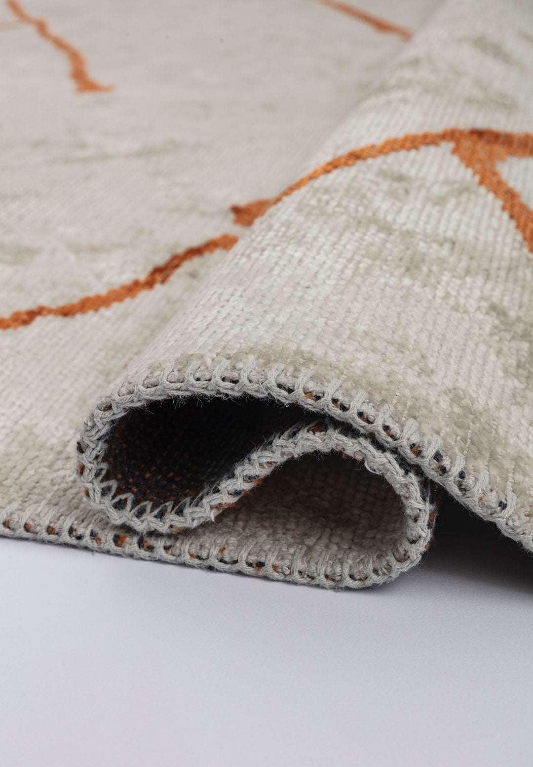 Wave Terra - White Rug