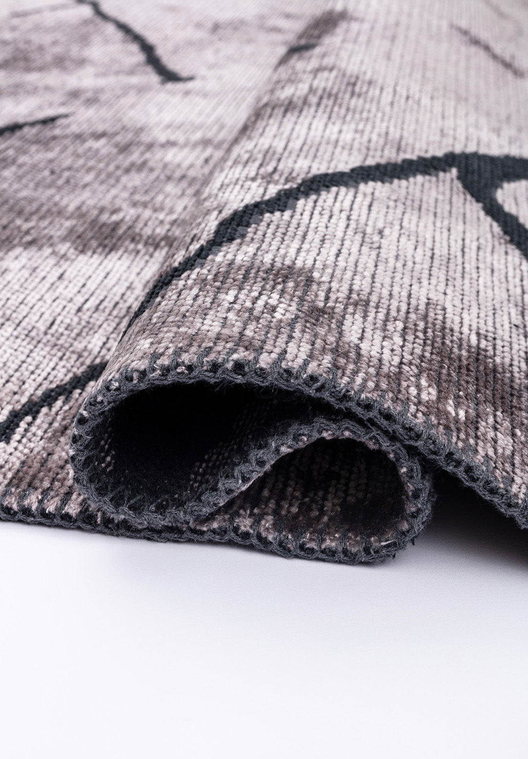 Wave Matte Black - Light Grey Rug