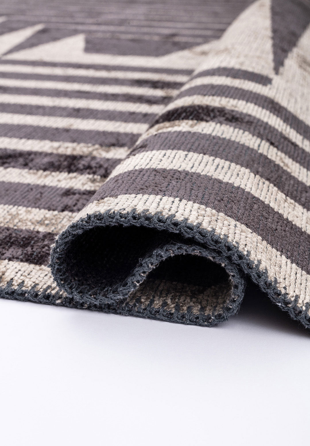 Cubic Charcoal - Beige Rug