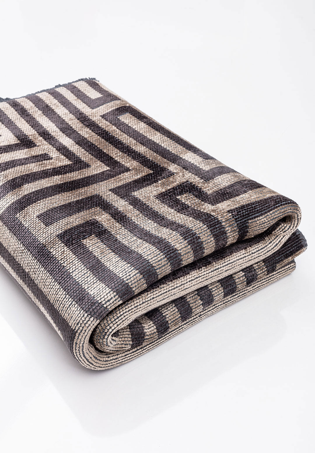 Nest Charcoal - Beige Rug