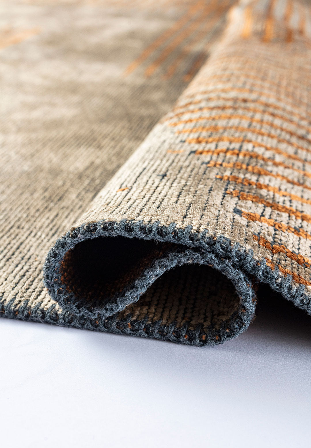 Matrix Dark Beige - Terra Rug