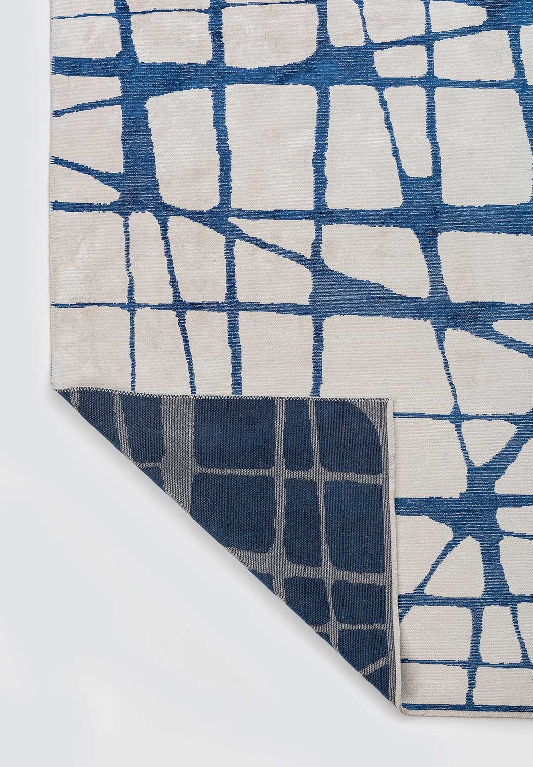 Web Navy Blue - White Rug