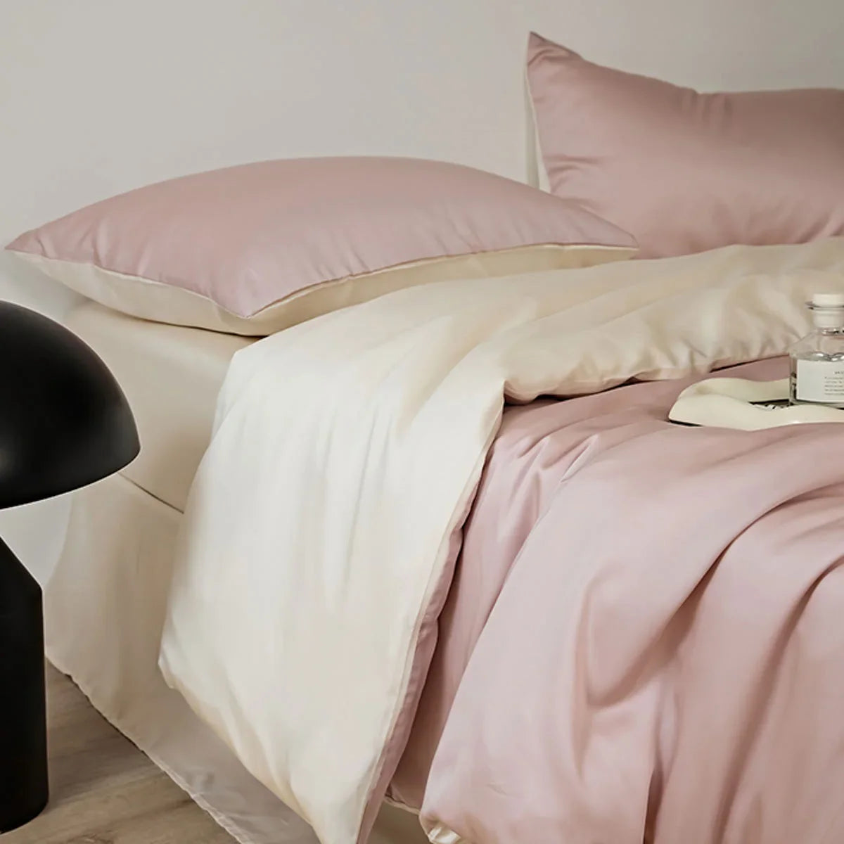 Silky Smooth Reversible Cooling Tencel Bedding Set