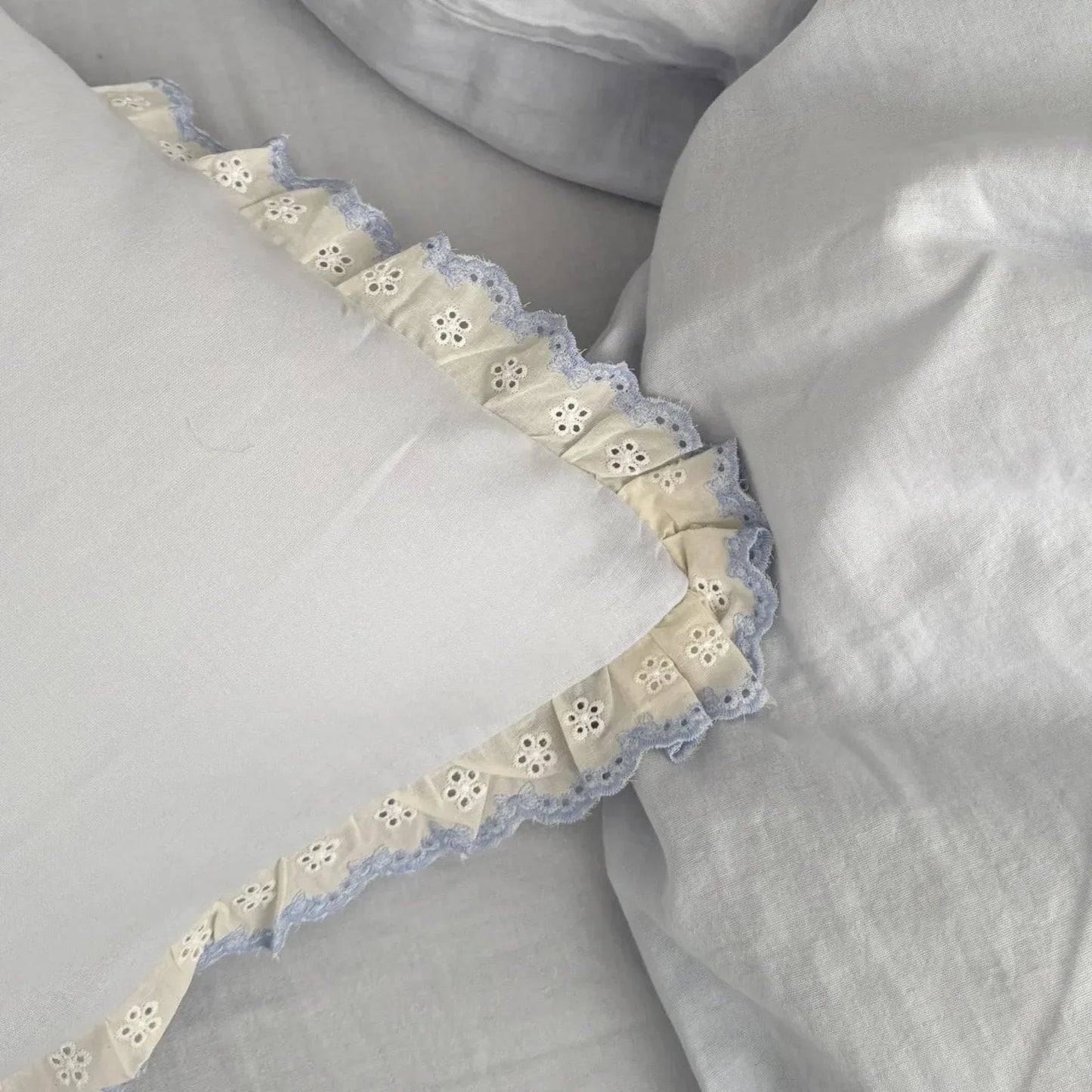 Soft Embroidered Lace Ruffle Cotton Bedding Set