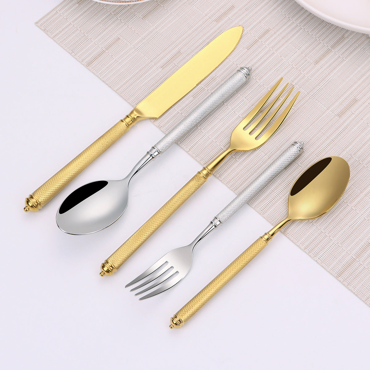 Naila Silver Textured Handle Stainless Steel Cutlery Set