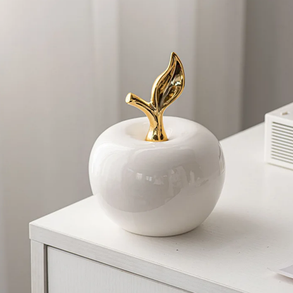Figurine de pomme en céramique