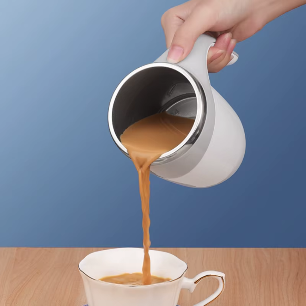 Automatic Stirring Coffee Cup