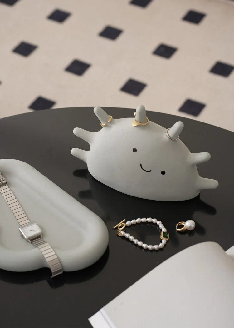 Matte Ceramic Smiling Sun Jewelry Organizer