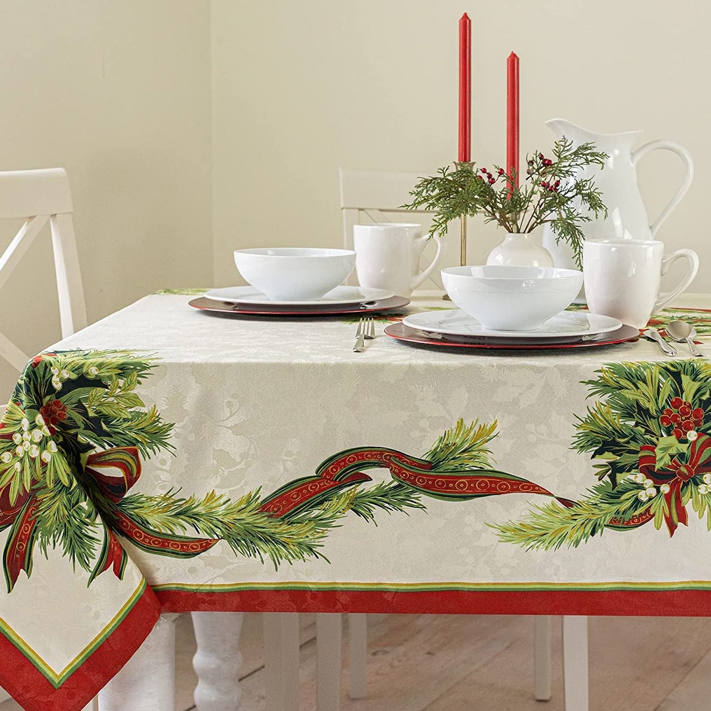 Benson Mills Tovaglioli di stoffa in tessuto stampato con nastri natalizi per tovaglie natalizie, invernali e festive (set di 4 tovaglioli 19" X 19", nastri natalizi)